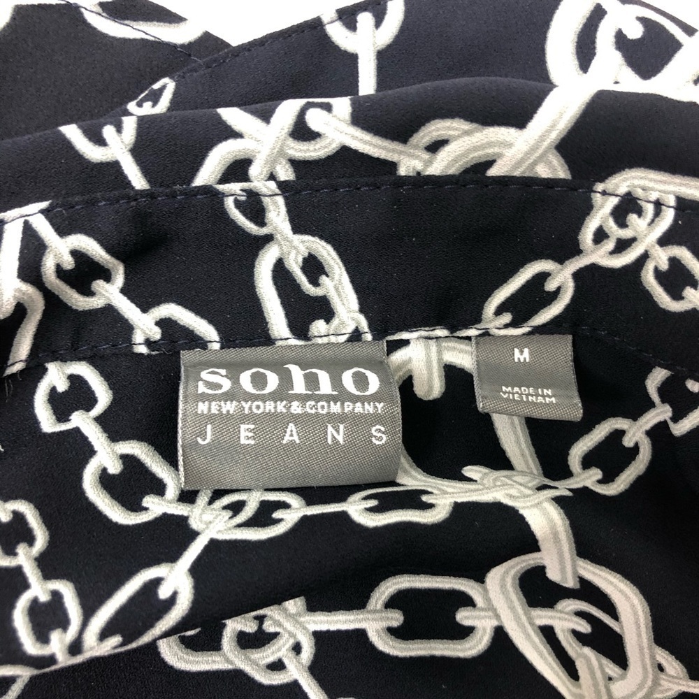 Soho New York & Company Jeans Chain Design Blouse size M - Picture 10 of 10